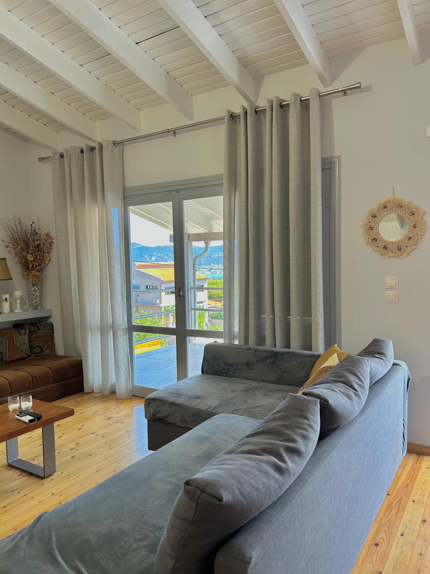 Villa Belle By Joanna Agios Spyridon  Bagian luar foto