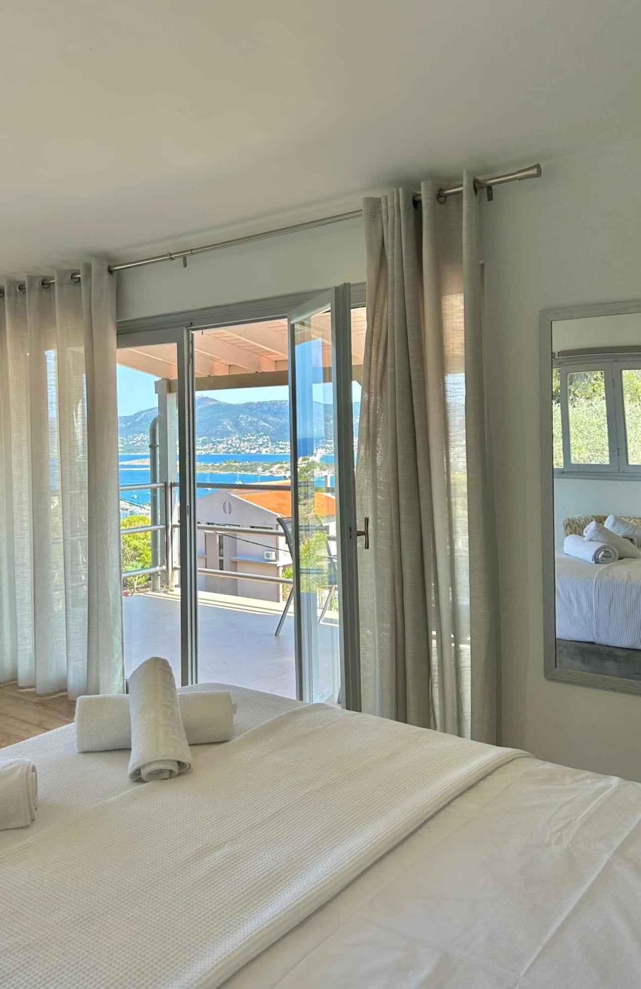 Villa Belle By Joanna Agios Spyridon  Bagian luar foto